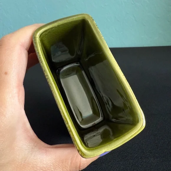 Ecuadorean Ceramic Utensil Holder - Picture 6 of 9